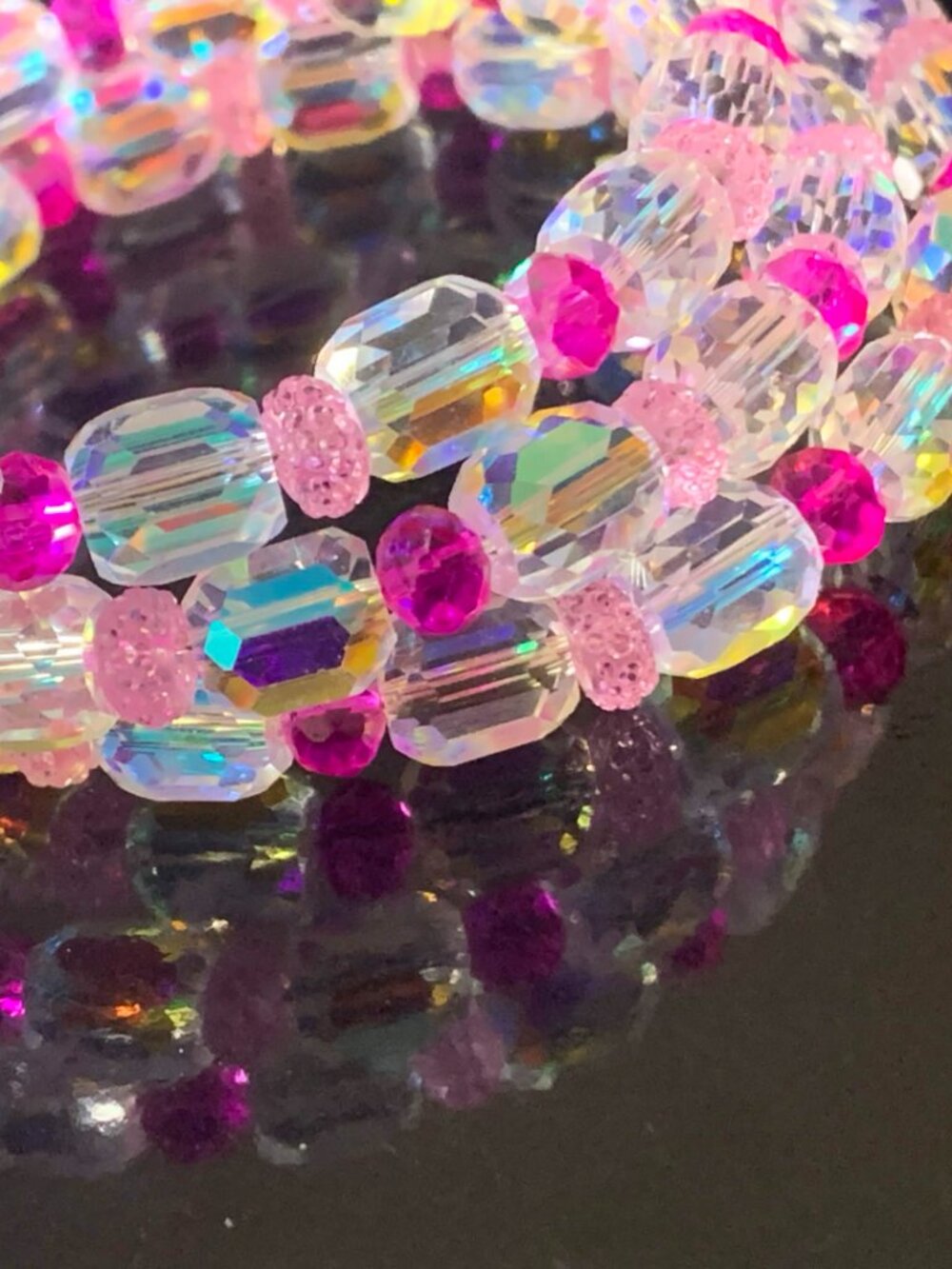 Handmade 'Breast Cancer Awareness' glass beaded coil bracelet and earrings set - Picture 4 of 5